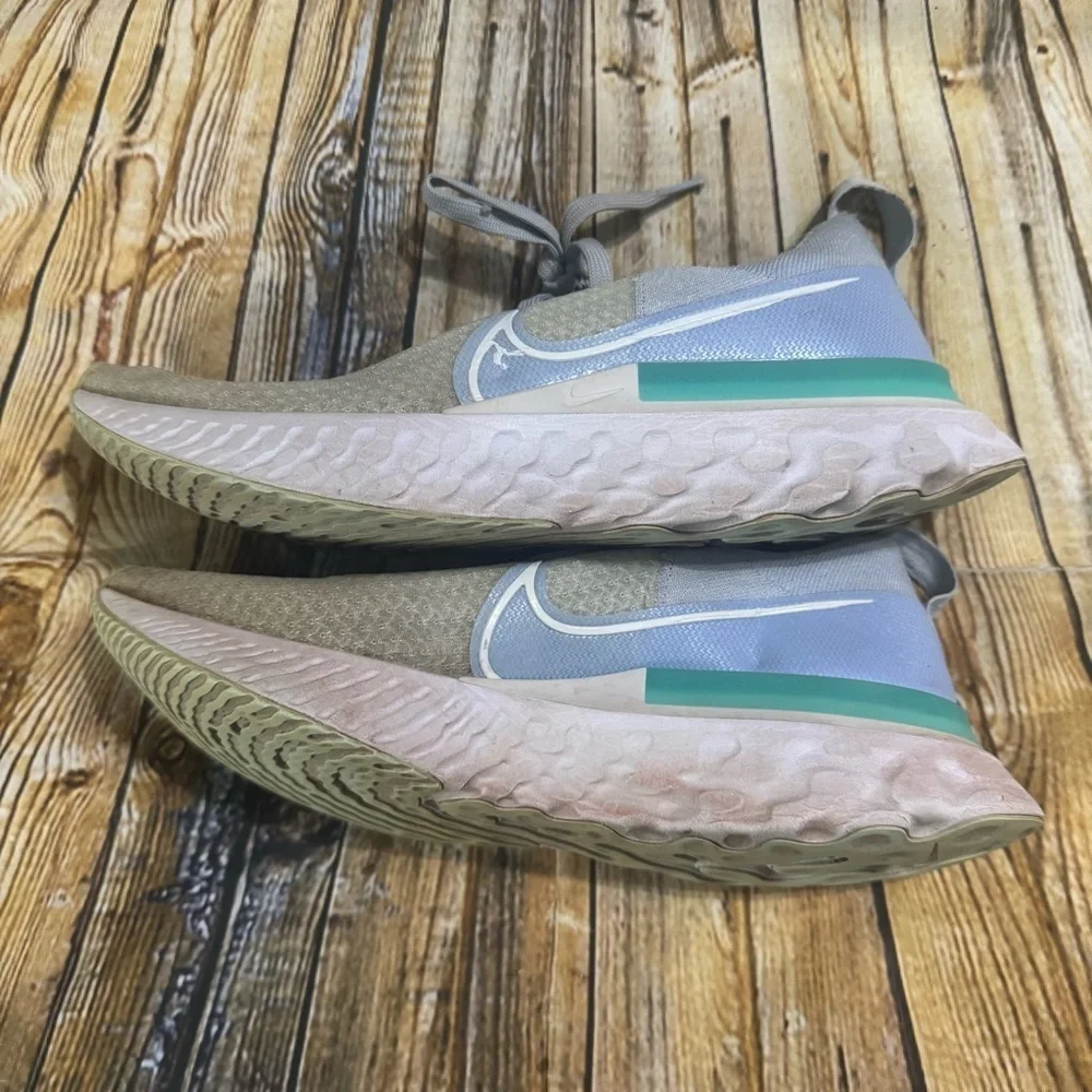 Nike React Infinity Run Flyknit Running Shoes Womens Size 10.5 - Picture 4 of 5